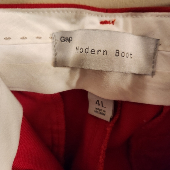 GAP Modern fit Red dress slacks also in excellent cond. .no tears no stains - Picture 3 of 3